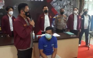 Aksi-Pencurian-Motor-Di-Gudang-Expedisi-Semarang-Terekam-CCTV,-Pelakunya-Ternyata-Mantan-Karyawan