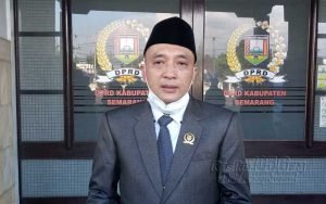 Ketua-DPRD-Kabupaten-Semara