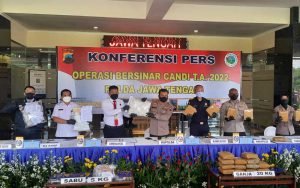 Operasi-Bersinar-Candi-2022,-Polda-Jateng-Amankan-Ratusan-Tersangka-Serta-Barang-Bukti-20-Kg-Ganja-Dan-4Kg-Sabu-Sabu