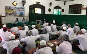 Moment-Ramadan,-Ratusan-Narapidana-Lapas-Semarang-Ikuti-Pesantren-Kilat