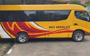BUS-SEKOLAH