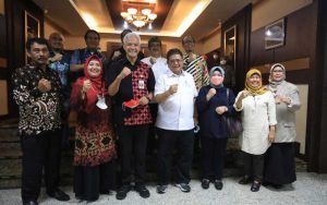 Ketemu-Ganjar,-Bamus-DPRD-Jabar;-Pak-Ganjar-Perlu-Dicontoh-Pemimpin-Kami