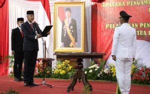 Lantik-Penjabat-Bupati-Pati,-Ganjar-Tak-Bosan-Ingatkan-Integritas-dan-Antikorupsi 