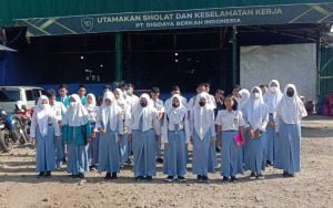 Kunjungan-Kerja-Industri,-36-Siswa-SMA-1-Tengaran,-Belajar-di-PT-Digdaya-Berkah-Indonesia