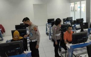 Satlantas-Polrestabes-Semarang-Fasilitasi-Pemohon-SIM-bagi-Disabilitas-dan-Tuna-Rungu