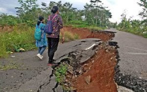 Pemkab-Semarang-Gelontorkan-Rp-2,8-Miliar-Bangun-Jalan-Alternatif-Ungaran-Mranggen