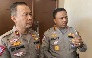 Tilang-Manual-Sudah-Dilarang,-Polisi-Tetap-Tindak-Pelanggar-Lalu-Lintas-yang-Ditemui-di-Jalan