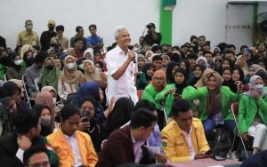 Ganjar-Luar-Biasa,-Mahasiswa-Seluruh-Indonesia-Kumpul-Bicara-Merawat-Perbedaan-dan-Kebangsaan