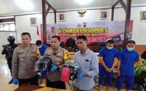 Polres-Salatiga-Tangkap-Residivis-Pencuri-Spesialis-Helm-Yang-Selama-Ini-Meresahkan