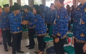 Sebanyak 133 Aparatur Sipil Negara (ASN) formasi tahun 2021 diambil sumpahnya di Pendapa Rumah Dinas Bupati Semarang pada 21 Februari 2023. Bupati Semarang dan Kepala BKPSDM Kabupaten Semarang menekankan pentingnya inovasi dan sinergi dalam organisasi untuk memberikan pelayanan terbaik bagi masyarakat.