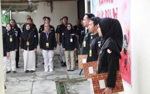Bawaslu Kabupaten Semarang mulai melaksanakan Patroli Pengawasan Hak Pilih dalam pemutakhiran data pemilih untuk Pemilu 2024 dengan tujuan menjaga hak pilih warga masyarakat. Kegiatan patroli dilaksanakan minimal dua kali dalam sepekan dan fokus pada pemutakhiran data pemilih.