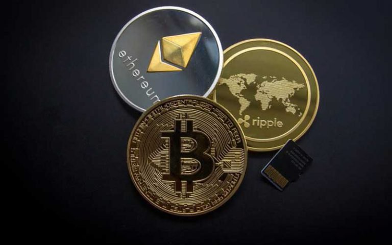 Indonesia akan menjadi pasar ekonomi digital terbesar di Asia Tenggara pada tahun 2025 dengan potensi mencapai $146 miliar. Konsep aset kripto dan blockchain memainkan peran penting dalam transformasi sektor keuangan dan ekonomi perdagangan.