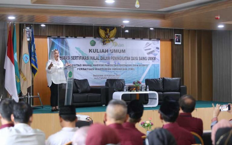 Wali Kota Semarang, Hevearita Gunaryanti Rahayu, mendorong para pelaku UMKM untuk mengurus sertifikasi halal pada produk mereka agar nilai jual dan minat konsumen meningkat. Dengan menjaga standar halal khususnya pada produk makanan juga akan membantu wisatawan merasa tenang saat berkunjung ke Kota Semarang.