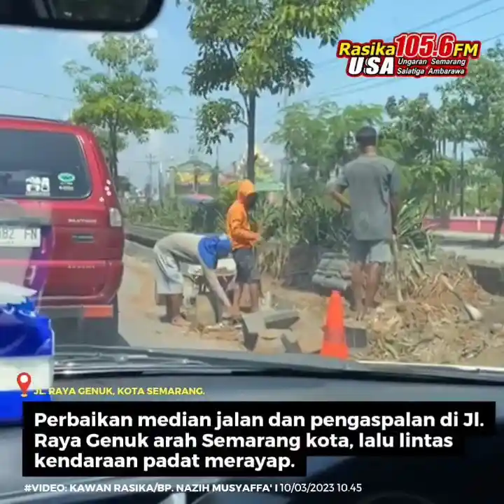 Infografis | #infoperbaikan #UpdateLalin 10/03/2023 10.45 Terpantau ada aktifitas perbaikan median jalan dan pengaspalan di Jl. Raya Genuk, Semarang, arah Terboyo. Lalu lintas kendaraan padat merayap dominasi mobil pribadi memenuhi jalan. Hati-hati yang melintas cuaca cerah.