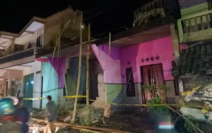 Ledakan mercon di wilayah Kaliangkrik, Kabupaten Magelang, menewaskan satu orang dan melukai tiga lainnya pada Minggu malam, 26 Maret 2023.