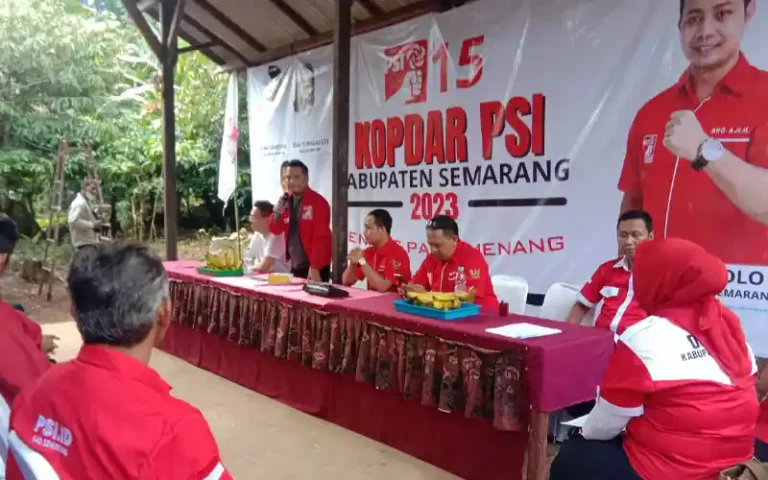 PSI Kabupaten Semarang berkomitmen untuk memperoleh satu fraksi pada Pilkada 2024 dengan minimal satu anggota dewan di setiap dapil. Ketua DPD Partai Solidaritas Indonesia (PSI) Kabupaten Semarang, Aji Manggolo menegaskan bahwa PSI tidak akan meminta mahar politik bagi warga yang ingin menjadi bakal caleg.