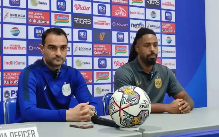 PSIS Semarang akan melawan Persebaya Surabaya dalam pertandingan big match yang akan digelar di Stadion Jatidiri Semarang pada Rabu (29/3/2023). Pertandingan ini merupakan laga tunda pekan 23 BRI Liga 1 2022/2023. Pelatih PSIS Semarang, Gilbert Agius, mengungkapkan bahwa timnya telah mempersiapkan laga tersebut dengan baik, termasuk dengan mempelajari pertandingan sebelumnya dan mempersiapkan tim 12 hari sebelumnya.