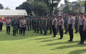 Yel-Yel TNI-Polri Solid Menggema di Lapangan Bhayangkara Polres Salatiga, Siap Amankan Pemilu 2024