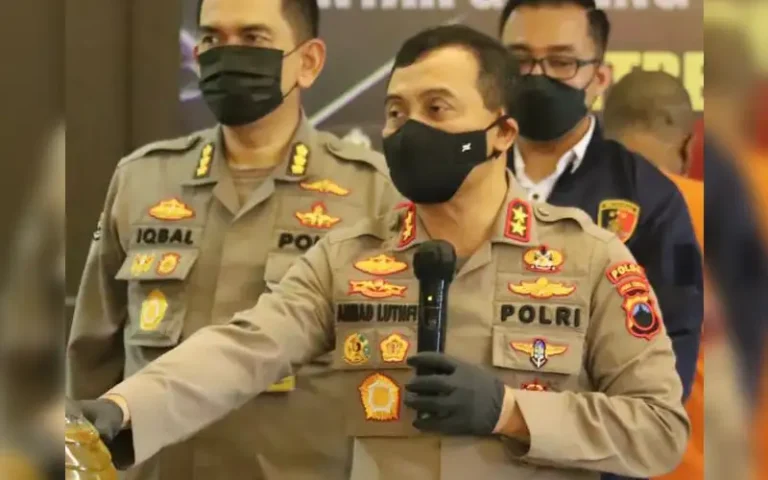 Kapolda Jateng mengekspresikan bela sungkawa dan prihatin mendalam terhadap keluarga korban, dan pihak kepolisian juga membuka layanan Hotline Pengaduan Orang Hilang bagi mereka yang merasa kehilangan keluarga atau kerabat yang diduga menjadi korban dukun palsu