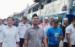 Ribuan pemudik mengikuti program balik mudik gratis melalui KM Dobonsolo, kapal milik PT PELNI (Persero), dengan rute Semarang-Jakarta. Program ini diharapkan dapat mengurangi kecelakaan lalu lintas di jalur darat. Terdapat kuota motor gratis yang masih tersedia pada keberangkatan kedua.