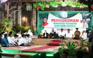 Hevearita Gunaryanti Rahayu, Wali Kota Semarang, mengajak seluruh lapisan masyarakat Muslim untuk bersama-sama menciptakan wajah Islam moderat di Kota Semarang. Hal ini disampaikan pada acara silaturahmi dan pelantikan pengurus Yayasan Jaga Bumi Aswaja, Kota Semarang, pada Sabtu (1/4/2023).