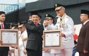 Provinsi Jawa Tengah di bawah kepemimpinan Ganjar Pranowo kembali meraih penghargaan tingkat nasional. Pada Laporan Penyelenggaraan Pemerintah Daerah (LPPD) Tahun 2022, Jawa Tengah berhasil menjadi provinsi berkinerja terbaik secara nasional dengan perolehan skor 3,714 status kinerja tinggi.