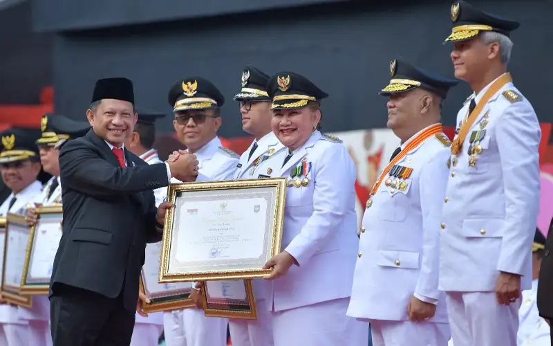 Pemerintah Kota Semarang meraih penghargaan terbaik se-Indonesia dalam Penyelenggaraan Pemerintahan Daerah dengan skor 3,43 dan Status Kinerja Tinggi berdasarkan Evaluasi Penyelenggaraan Pemerintahan Daerah (EPPD) tahun 2022 menjelang ulang tahun ke-476.