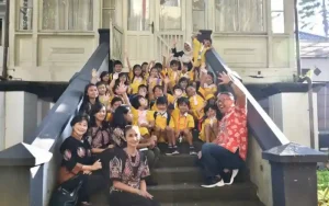 Pj Sinoeng Kenalkan Bangunan Heritage Rumdin Wali Kota ke Anak TK Yasa Luhur