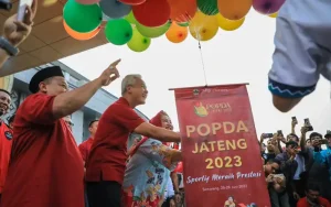 Gubernur Jawa Tengah, Ganjar Pranowo, secara resmi membuka Pekan Olahraga Pelajar Daerah (Popda) Jawa Tengah tahun 2023 dan meresmikan Kawasan Olahraga Jatidiri pada Selasa (20/6/2023). Dalam pembukaan tersebut, Ganjar memberikan pesan kepada para atlet untuk menunjukkan kemampuan mereka dengan maksimal.