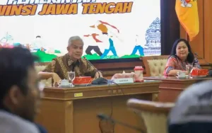 Gubernur Jawa Tengah, Ganjar Pranowo, siap mendukung inovasi dan kreativitas mahasiswa dalam pengembangan kendaraan hemat energi. Mahasiswa di Jateng telah menunjukkan prestasi gemilang di ajang internasional, seperti kompetisi regional Shell ECO Marathon Asia Pacific and the Middle East 2023. Melalui dukungan dari Badan Riset dan Inovasi Daerah (Brida), Ganjar berkomitmen untuk memfasilitasi pengembangan temuan para mahasiswa dan membantu mereka memasuki industri besar.