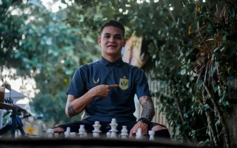 PSIS Semarang telah merekrut pemain asal Timor Leste, Paulo Gali Freitas, untuk mengisi satu posisi pemain asing dari ASEAN. Paulo Gali, yang sebelumnya telah memberikan kesulitan bagi Timnas Indonesia dalam ajang FIFA Matchday, diresmikan kontraknya setelah melalui berbagai tes, termasuk tes medis dan tes fisik terakhir.