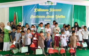 Pengurus Cabang Nahdlatul Ulama (PCNU) Kota Salatiga Gelar Bakti Sosial dan Khitan Massal dalam Peringatan Hari Santri Nasional 2023 - PCNU Kota Salatiga mengadakan bakti sosial dan khitan massal di Madrasah Tsanawiyah NU Kota Salatiga. Kegiatan ini diselenggarakan bersama Pemerintah Kota Salatiga, Rumah Sakit Umum Daerah, dan Basnaz Kota Salatiga, memberikan santunan kepada 45 anak yatim piatu dan melakukan khitan massal bagi 10 anak.