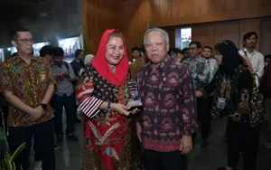 Kota Semarang Terima Penghargaan Kemen PUPR atas Komitmennya dalam Pelestarian Berkelanjutan Cagar Budaya