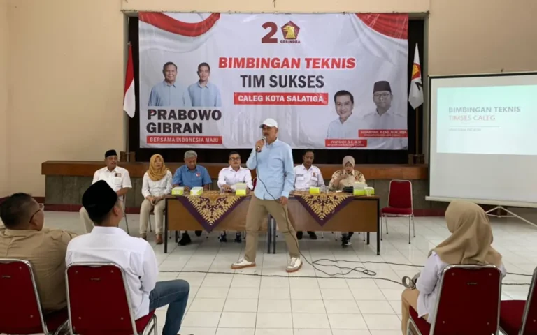DPC Gerindra Kota Salatiga memperkenalkan Gerakan Jangkrik dengan tujuan memenangkan pasangan Prabowo Subianto-Gibran Rakabuming Raka dalam Pilpres 2024. Gerakan ini, yang singkatannya berarti Jangkau Seluruh Titik, mengajak seluruh elemen partai, termasuk caleg, pengurus, organisasi sayap, relawan, dan tim sukses, untuk bergerak ke semua titik, menjumpai masyarakat, dan menyampaikan program nyata.
