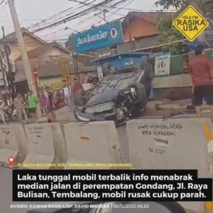 Terjadi insiden kecelakaan info dari saksi mata di lokasi mobil pribadi terbalik karena menabrak median jalan di pertigaan Gondang, Jl. Raya Bulusan, Kec. Tembalang, Kota Semarang. Pengemudi mobil sudah tidak di lokasi saat video ini diunggah, sudah dibawa ke tim medis terdekat.