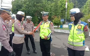 Sambut Nataru, Satlantas Polres Salatiga Checking Anggota dan Kendaraan Dinas