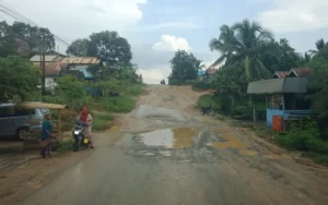 Jalan Rusak Tanggungjawab Siapa