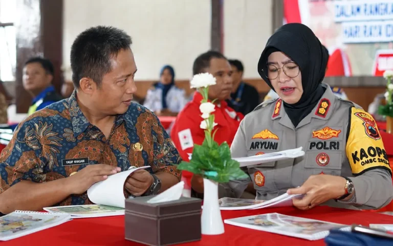 Mendekati hari lebaran tahun 2024, penambahan intensitas arus mudik menuju Jawa Tengah diproyeksikan mencapai 70.000 kendaraan. Pj. Wali Kota Salatiga, Yasip Khasani, berharap agar banjir di pantura tidak semakin meluas, karena hal itu dapat menyebabkan pemudik memilih melewati jalur Salatiga.