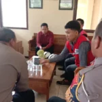 Pasca viralnya sebuah video yang menunjukkan sebuah mobil Honda Brio merah diduga menghalangi laju mobil ambulance PMI Kabupaten Semarang di JLS Salatiga pada Senin, 22 April 2024, kejadian tersebut akhirnya berakhir damai setelah polisi mempertemukan pengemudi Brio dan pengemudi ambulance di kantor Satlantas Polres Salatiga pada Rabu, 24 April 2024, pukul 13.00 WIB.