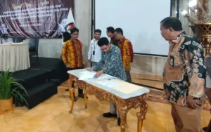 Wajah baru dominasi anggota DPRD Kota Salatiga periode 2024-2029 terungkap setelah Komisi Pemilihan Umum (KPU) kota tersebut menetapkan hasil pemilu legislatif 2024. Penetapan ini diumumkan dalam Rapat Pleno Terbuka di Kayu Arum Resort Salatiga pada Kamis (2/5/2024) petang.