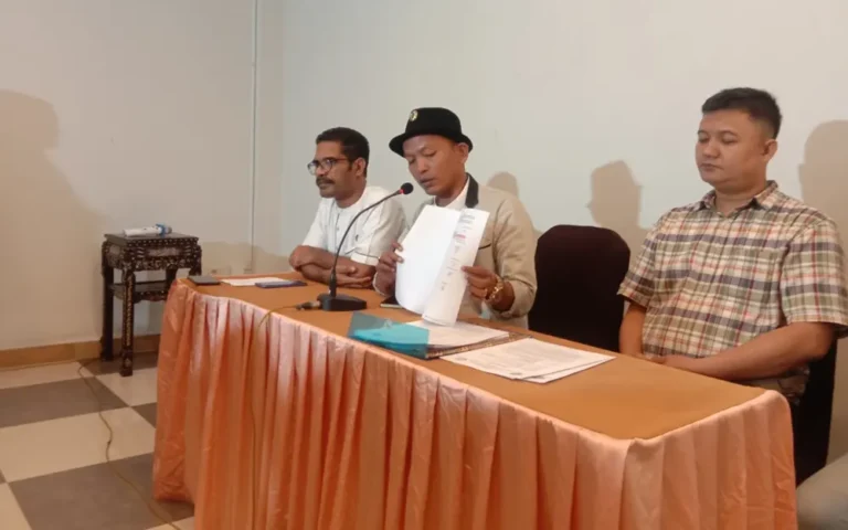 Nicholas, pimpinan Koperasi Bahana Lintas Nusantara dan pemodal perusahaan tambang di Indonesia Timur, merasa terancam sejak 18 Juni 2024 karena rumahnya di Sidorejo, Kota Salatiga, digeruduk warga etnis tertentu yang memprotes pembukaan lahan tambang di Kampung Sawe Suma, Papua. Warga menuntut ganti rugi dan kompensasi, meskipun proyek tambang yang dilaksanakan oleh Ormas Barisan Merah Putih Papua belum dimulai.