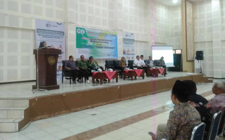 Dua dari tiga bakal calon Wali Kota dan Wakil Wali Kota Salatiga menghadiri Peringatan Milad HMIke 58 di gedung Korpri, yang seharusnya menampilkan seluruh pasangan calon. Pasangan Sinoeng N Rachmadi - Budi Santoso, diusung oleh PDIP, PKS, PAN, dan NasDem, serta bakal calon Wakil Wali Kota dari PKB, Sri Wahyuni, turut hadir dalam acara tersebut