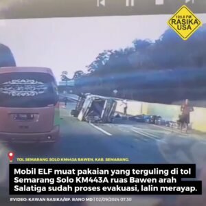 Kecelakaan Tunggal di Tol Semarang Solo KM443A Mobil ELF Muat Jeans Terguling