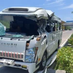 Isuzu Elf yang ditumpangi rombongan santri Islamic Centre Bin Baz, Bantul, Yogyakarta, mengalami kecelakaan di ruas Tol Ungaran-Semarang KM432.600 jalur B pada Jumat (18/10/2024). Kecelakaan terjadi saat rombongan sedang menuju Semarang untuk mengikuti lomba Musabaqah Tilawatil Quran (MTQ) di Unissula pada Sabtu (19/10/2024).