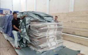 Komisi Pemilihan Umum (KPU) Kabupaten Semarang mulai menerima logistik untuk keperluan Pilkada 2024, baik Pemilihan Bupati dan Wakil Bupati Semarang maupun Pemilihan Gubernur dan Wakil Gubernur Jateng, yang disimpan di Gudang KPU di GOR Pandanaran Wujil, Bergas. P