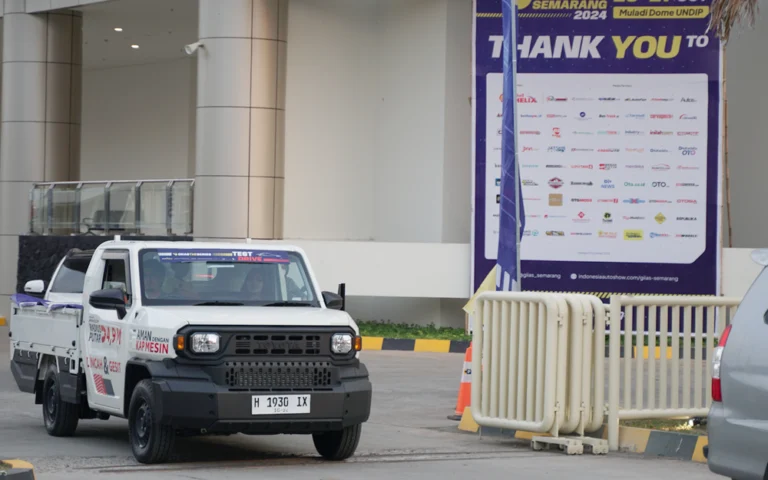 Pameran otomotif GIIAS Semarang 2024 berhasil menarik antusiasme tinggi dari pecinta otomotif, khususnya di wilayah Jawa Tengah, dengan lebih dari 500 trip test drive dan test ride tercatat hingga hari kedua.