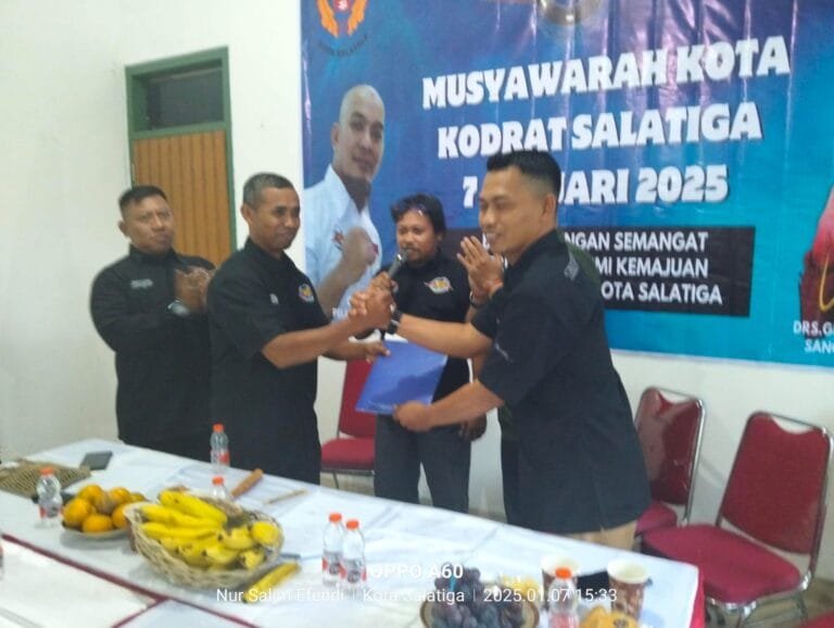 Kapten Inf. Supardi resmi dikukuhkan sebagai Ketua Pengurus Kota (Pengkot) Kodrat Salatiga periode 2025-2029 dalam Musyawarah Kota (Muskot) yang digelar di Balai Prajurit Makutarama, Jalan Veteran Salatiga, pada Selasa (7/01/2025).