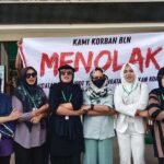 Sejumlah nasabah Koperasi BLN dari berbagai kota di Jawa Tengah mendatangi Pengadilan Negeri Salatiga pada Kamis (3/7/2025) untuk menolak gugatan class action yang dinilai tidak mewakili kepentingan mereka. Mereka memprotes di halaman PN Salatiga dengan membentangkan spanduk sebagai penolakan terhadap Gugatan No. 44/PDT, karena merasa gugatan tersebut hanya upaya untuk mengulur waktu pembayaran ganti rugi dari Koperasi BLN.