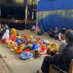 Ratusan warga Dusun Sawit, Desa Girirejo, Kecamatan Ngablak, Kabupaten Magelang, menggelar tradisi Saparan pada Selasa, 29 Juli 2025, sebagai bentuk syukur atas berkah dan keselamatan yang diterima serta untuk mempererat silaturahmi antarwarga. Tradisi ini dilaksanakan oleh masyarakat setempat yang tinggal di lereng Gunung Andong dan telah diwariskan secara turun-temurun.