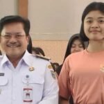 Anindya Putri Aprilia, siswi SMAN 3 Salatiga, terpilih menjadi wakil Jawa Tengah sebagai anggota Pasukan Pengibar Bendera Pusaka (Paskibraka) Nasional yang bertugas di Istana Negara pada peringatan HUT ke-80 RI, Minggu (17/8/2025), setelah menyisihkan 68 peserta seleksi dari 35 kabupaten/kota di Jawa Tengah.